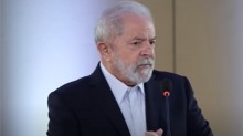 Lula diz que "Bolsonaro não fez 10% do que o PT fez" e vira piada nas redes sociais