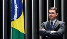 Sem provas, MP do Rio pede anulação de denúncia contra Flávio Bolsonaro em caso de rachadinhas