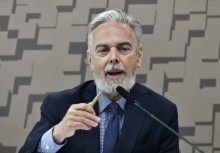 Embaixador brasileiro em Israel faz grave 'aceno' ao terrorismo do Hamas e deve deixar o cargo