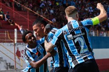 Grêmio estreia na Copinha com goleada sobre o Vitória da Conquista-BA