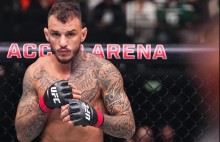 Arman Tsarukyan se lesiona e Renato Moicano enfrenta Islam Makhachev pelo cinturão no UFC 311