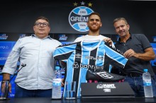 Gustavo Cuéllar é apresentado oficialmente no Grêmio