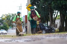 Prefeitura de Passo Fundo realiza ações de limpeza e zeladoria nos bairros