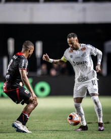 Neymar reestreia, mas não é suficiente e Santos apenas empata com Botafogo-SP