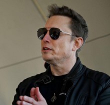 Elon Musk sugere acelerar o processo de desorbitação da ISS