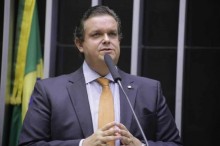 Ministro da Previdência se esquiva de responsabilidade em escândalo de R$ 6 bilhões no INSS e bate-boca com Sergio Moro no Senado