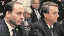 Carlos Bolsonaro pode disputar o Senado por SC e reforçar protagonismo conservador no Sul