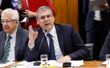 Esquerda usa taxação de Trump para atacar direita e desviar foco de processo no STF