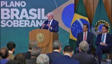 Governo Lula anuncia pacote bilionário em reação à tarifa de Trump