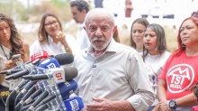 Lula diz que presidente do TSE 'não pode ter lado' após decisão sobre canal