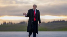 Aprovação de Trump cai a 31%, menor nível de seus mandatos, diz Reuters/Ipsos