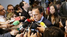 Doria declara voto em Flávio, e Amoêdo diz que vai de Lula no 2º turno