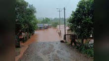 Chuva de até 150 mm deixa desabrigados e cobre ponte no Noroeste do RS
