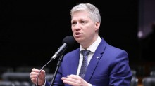 URGENTE: Van Hattem fala em impeachment de ministros do STF após decisão de Zanin