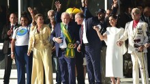 Lula toma posse em 5 de janeiro, aos 81 anos, e não poderá disputar em 2030