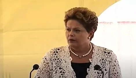 Dilma durante inauguração do Porto de Mariel, em Cuba (CRÉDITO: REPRODUÇÃO)