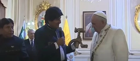 Papa com Evo Morales, da Bolívia (CRÉDITO: REPRODUÇÃO)