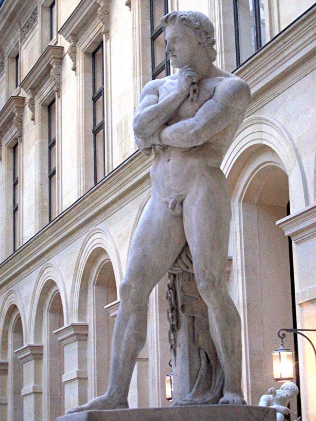 Estátua de Espártaco, no museu de Louvre na França (CRÉDITO: DENIS FOYATIER/MUSÉE DU LOUVRE)