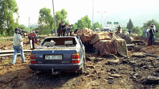 Em 23 de maio de 1992 uma explosão causada por Brusca matou o promotor anti-máfia Giovanni Falcone (CRÉDITO: NINO LABRUZZO)