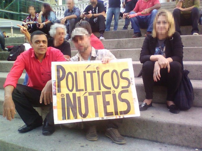Adélio é ex-integrante do PSOL e ligado à esquerda brasileira (CRÉDITO: REPRODUÇÃO)
