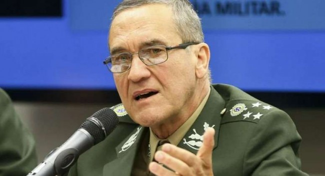 Gaúcho, General Villas Bôas, ex-comandante do Exército, critica "exploração política" da tragédia no RS