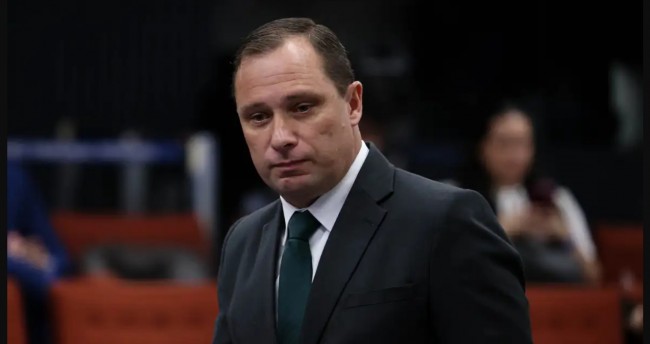Mauro Cid confirma que Bolsonaro tomou conhecimento de documento que questionava interferências no processo eleitoral