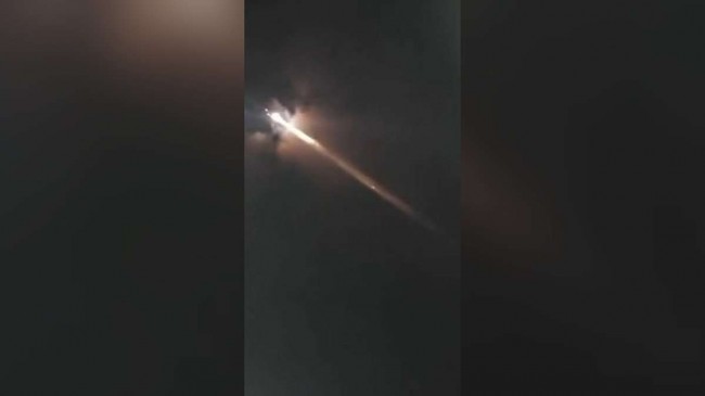 Objeto em chamas cruza o céu do Amazonas, e astrofísico explica